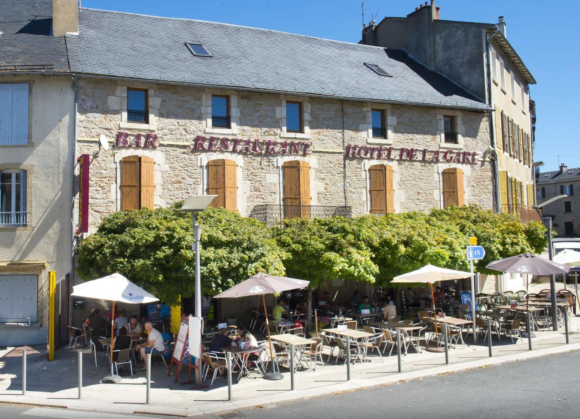 Sévérac-le-Château Hotel De La Gare מראה חיצוני תמונה